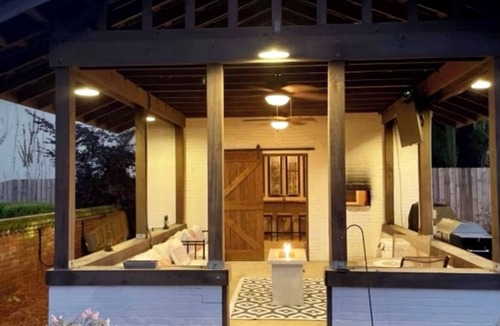 Summerville Cottage | Rare Masters Rental Available - Featured on Historical Home Tour