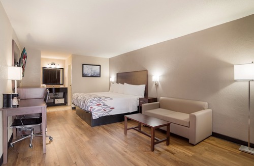 Ferndale Hotel | Red Roof Inn Baltimore South - Glen Burnie