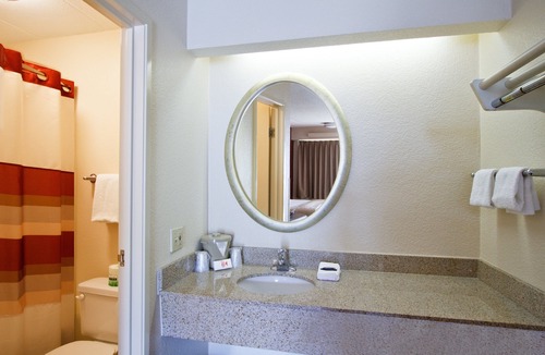Florence Hotel | Red Roof Inn Florence - Civic Center