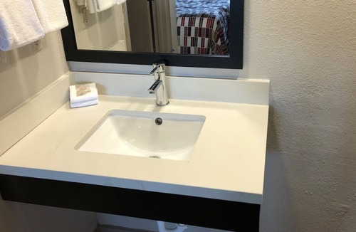 Greenville Hotel | Red Roof Inn Greenville, NC