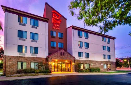 Dover Hotel | Red Roof Inn & Suites Dover Downtown