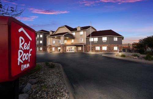 Council Bluffs Hotel | Red Roof Inn & Suites Omaha - Council Bluffs