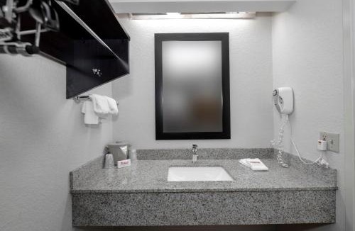 Sumter Hotel | Red Roof Inn Sumter