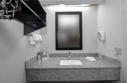 Sumter Hotel | Red Roof Inn Sumter