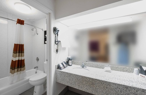 Walterboro Hotel | Red Roof Inn Walterboro