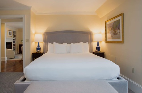 Country Club Estates Hotel | Rehoboth Beach Luxury Suite | Fireplace & Balcony