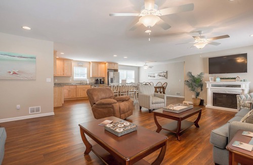 West Rehoboth House | Rehoboth Beach Private Pool Sleeps 12 Parking Clean
