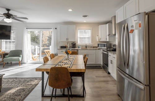 Rehoboth Beach Condo | Rehoboth Beach Pet Friendly Linens Provided Condo