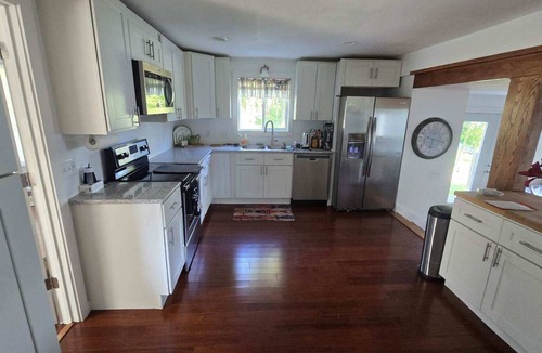 Faribault House | Relax and have fun year round at Casita Rosita on Roberds Lake.