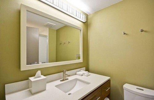 Rock Hill Hotel | Relax in a Contemporary Suite w/Kitchen | Near Local Attractions & Parks