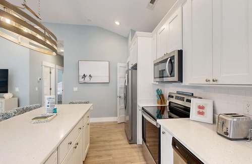 Corolla Light Condo | Relax in this inviting condo with pool