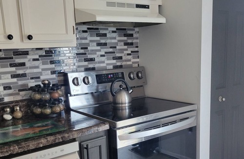 Windsor Mill House | Relax, renew and restore- quiet yet convenient to major cities.