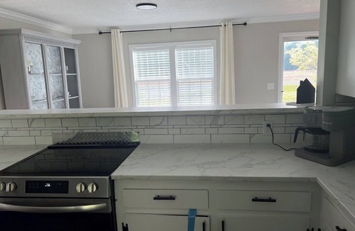 New Zion House | Relaxing 3-Bedroom Getaway in Peaceful Cades – Sleeps 8