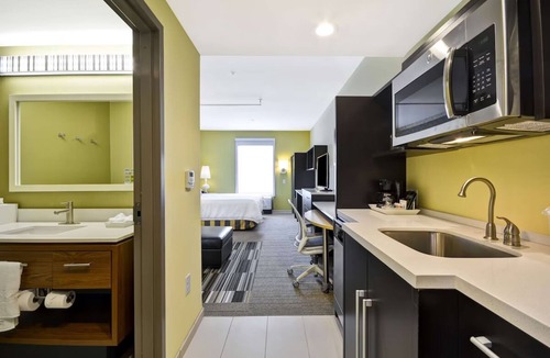 Rock Hill Hotel | Relaxing Extended Stay w/Indoor Pool + Kitchen Near Rock Hill Galleria