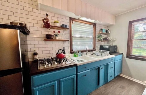Wasco House | Relaxing home ON the Fox river
