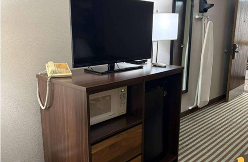 Lexington Hotel | Relaxing Lexington Suite Perfectly Near the Heart of the City w/Free Parking