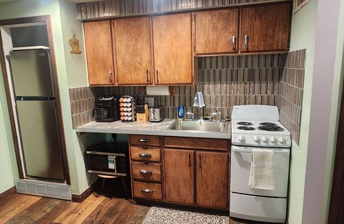 Mason City Apartment | Relaxing, Peaceful 1-bedroom Pet- Friendly Apartment