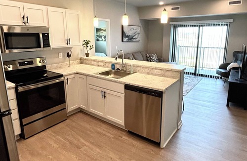Waukee Apartment | Relaxing Retreat with Gym and Game Room