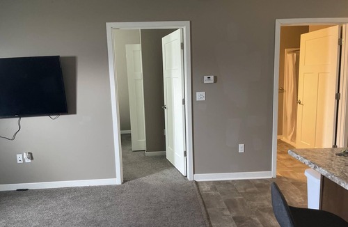 Mason City House | Relaxing townhome a few blocks from shopping and dining out!