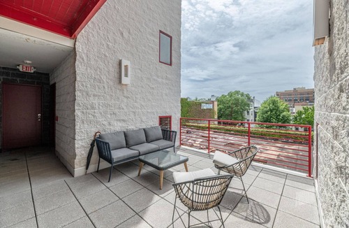 H Street Corridor Apartment | Remarkable H Street 2BR w/W/D, nr Restaurants, by Blueground