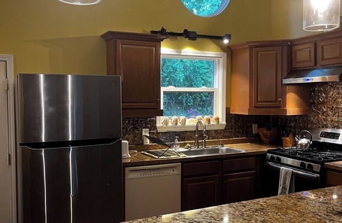 Cartersville Other | Remodeled modular farmhouse in Acworth near LakePoint Sports complex - Emerson