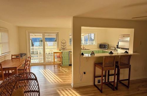 Somers Point House | Renovated 4 Bedroom Home Minutes From Ocean City