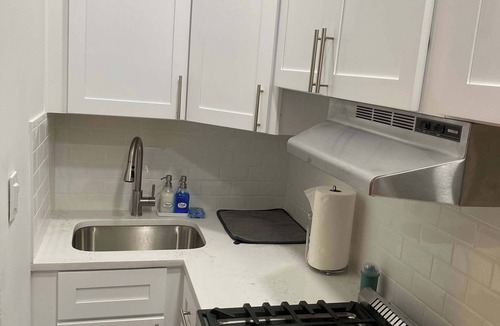 Ocean Grove Apartment | Renovated Dog Friendly Studio 2 Blocks to Beach & Main Ave | Private Entrance