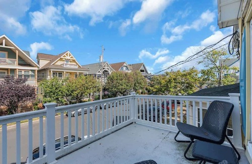 Ocean Grove Apartment | Renovated Modern Apt · Beach · Asbury · Balcony