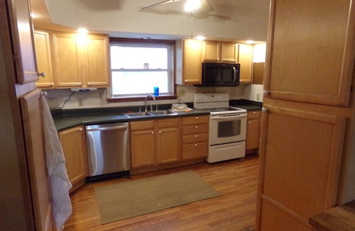 Winigan House | Rescued Wood Bunkhouse-Sleeps 8 hunters. Full kitchen and bath. Lots of parking.