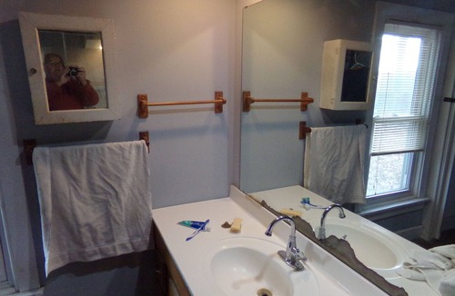 Winigan House | Rescued Wood Bunkhouse-Sleeps 8 hunters. Full kitchen and bath. Lots of parking.