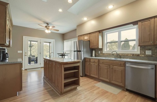 Tellico Village House | Reserve TOQUA COVES Family Friendly Lake Access Two Decks Sleeps 6+