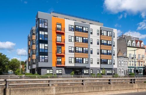 Truxton Circle Apartment | Reside NoMa, a Wyndham Residence