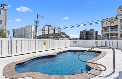 Wildwood Crest Condo | Residence 104S at The Sandcastle Condominiums