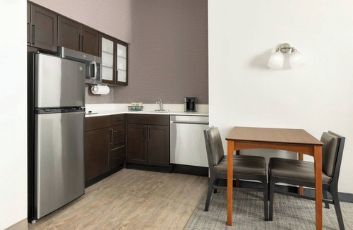 West Des Moines Hotel | Residence Inn by Marriott Des Moines West at Jordan Creek Town Center