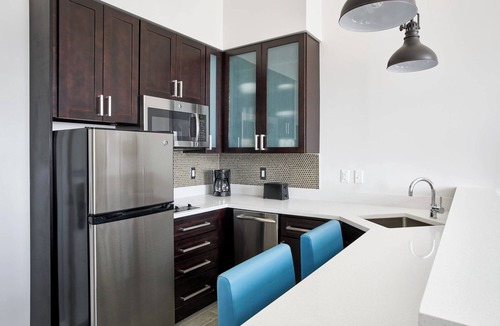 Downtown Wilmington Hotel | Residence Inn by Marriott Wilmington Downtown