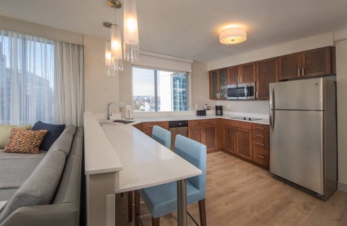 Downtown Baltimore Hotel | Residence Inn by Marriott Baltimore at The Johns Hopkins Medical Campus