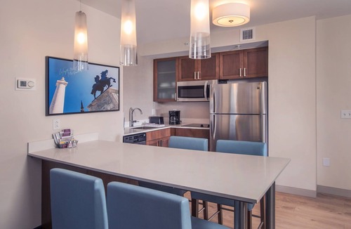 Downtown Baltimore Hotel | Residence Inn by Marriott Baltimore at The Johns Hopkins Medical Campus