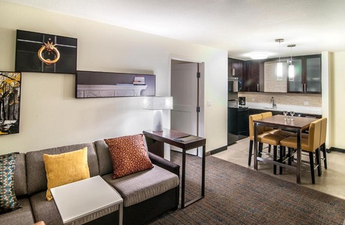 Rapid City Hotel | Residence Inn by Marriott Rapid City