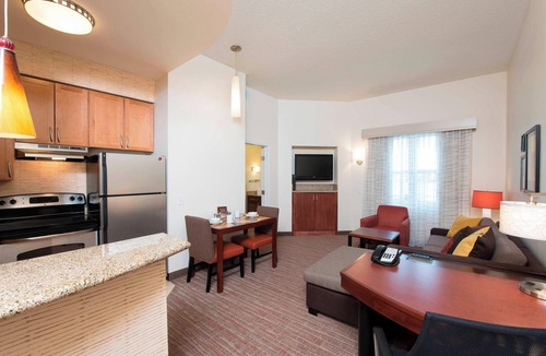 Moline Hotel | Residence Inn Marriott Moline