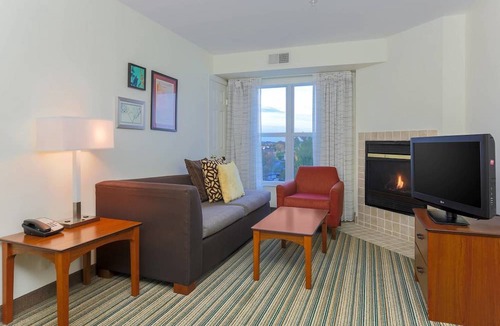 Woodbridge Hotel | Residence Inn Potomac Mills