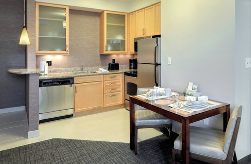 Woodbridge Hotel | Residence Inn Woodbridge Edison/Raritan Center
