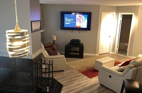 Ellicott City Condo | Resort style condo