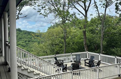 Park Hill House | Retreat on Lake Tenkiller: Spacious Home, Lake Views, Expansive Deck & Fire Pit