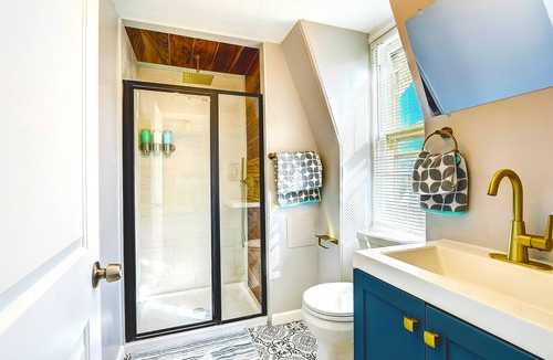 Woodbury House | RetroChic★Parking★950Mb★20min->CenterCity&Airport