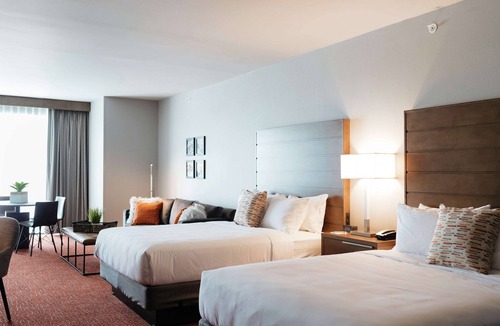 Urbandale Hotel | Revel Hotel Des Moines Urbandale, Tapestry Collection by Hilton