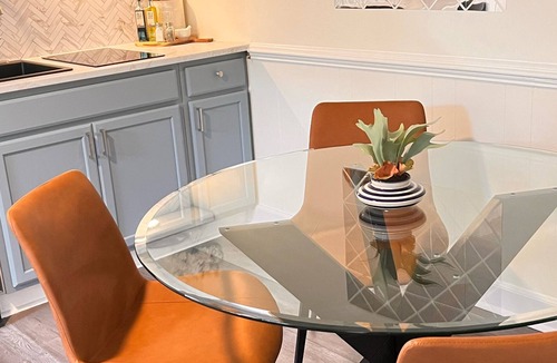 Union County Apartment | Riggins King suite WI-FI Patio Farmscape comfort