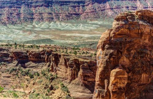 Moab South Valley House | Rim View 7