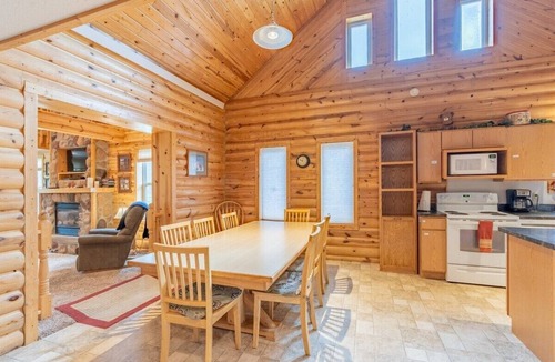 Hill City Cabin | Ripplin Creek Haven | 3 Bed, 2 Bath