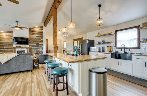 Loudon House | River View Retreat Near Watts Bar Lake