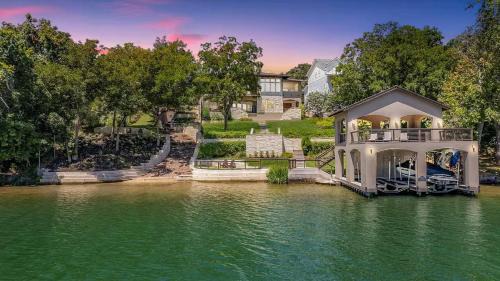 Davenport Ranch Villa | Riverside Luxury Villa | Scenic Terrace | 4BR | Private dock